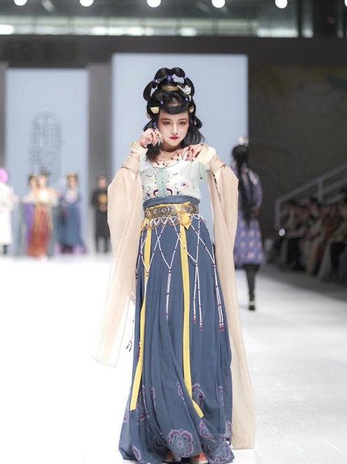 洛丽塔大哥吃瓜,揭秘娱乐圈背后的秘密风云