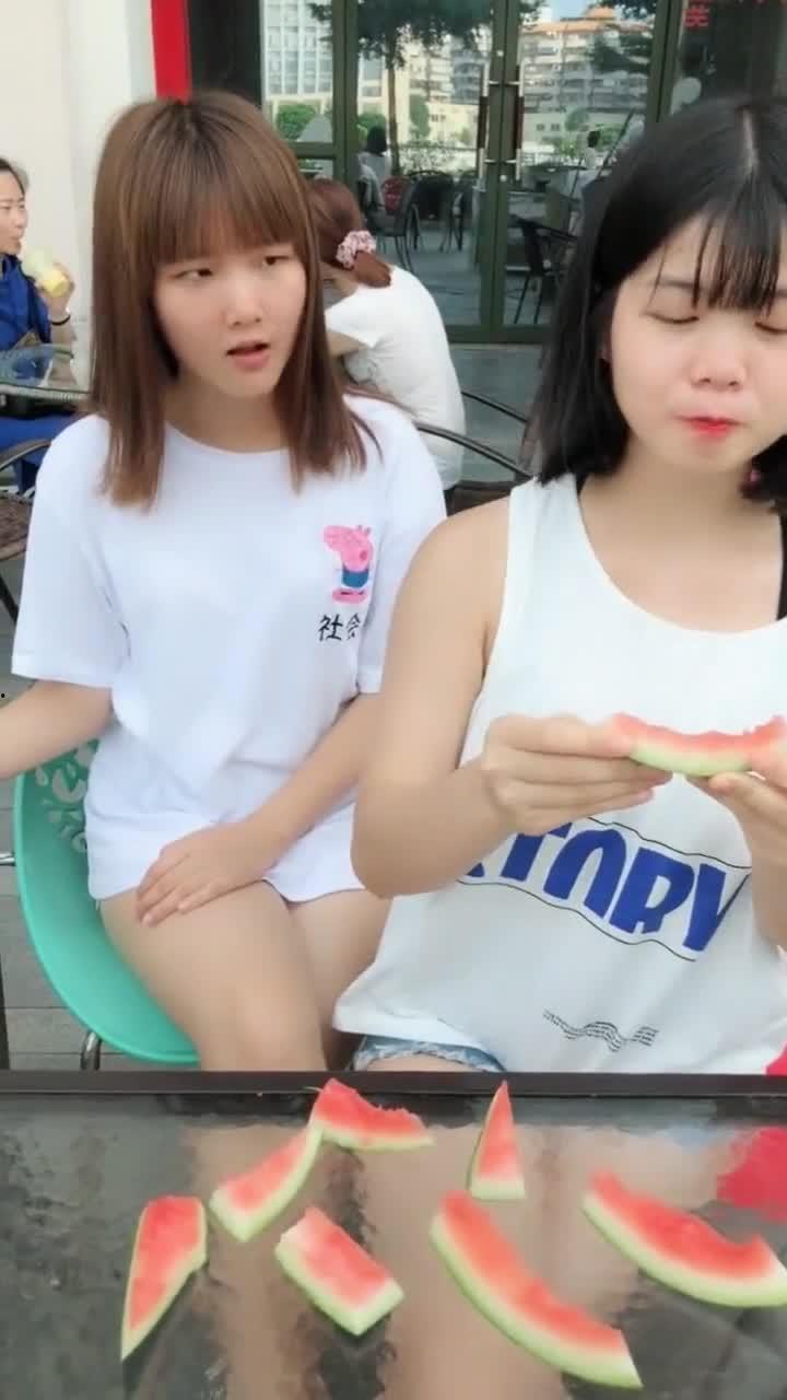 吃瓜看美女,揭秘娱乐圈的美丽与八卦