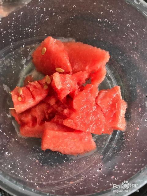 瓜老板吃冰沙,夏日清凉新体验