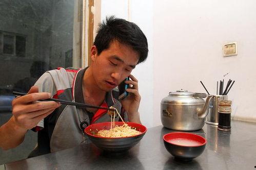 吃瓜与资本,揭秘网络舆论背后的商业逻辑