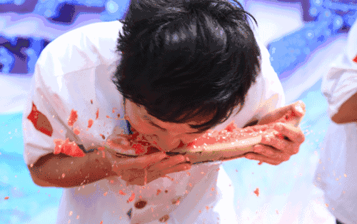 抖音吃瓜帅哥,揭秘网络红人的魅力与争议